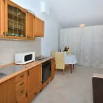דירה Studio Apartman פודסטראנה