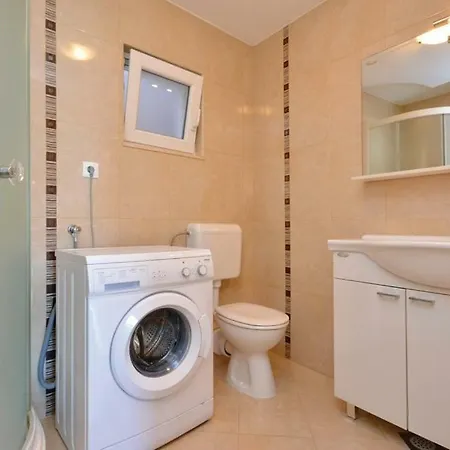 Studio Apartman アパート